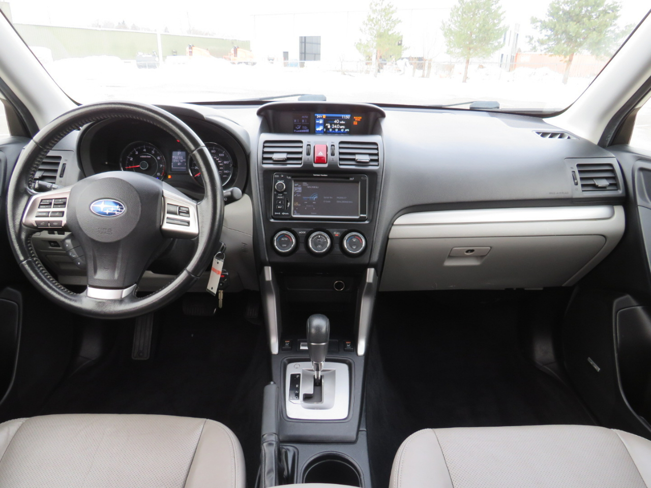 Subaru Forester 2.5i Touring 2014