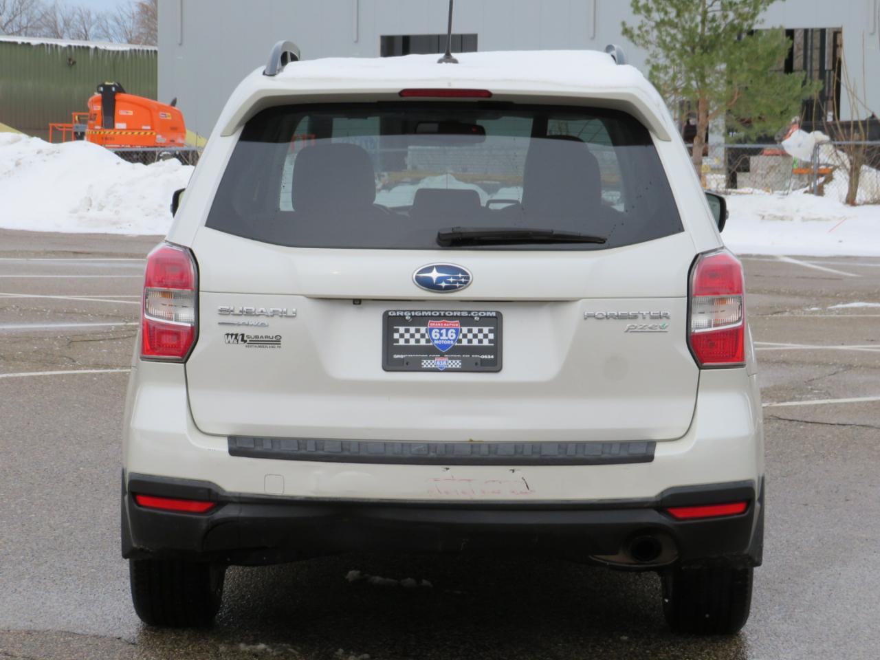 Subaru Forester 2.5i Touring 2014