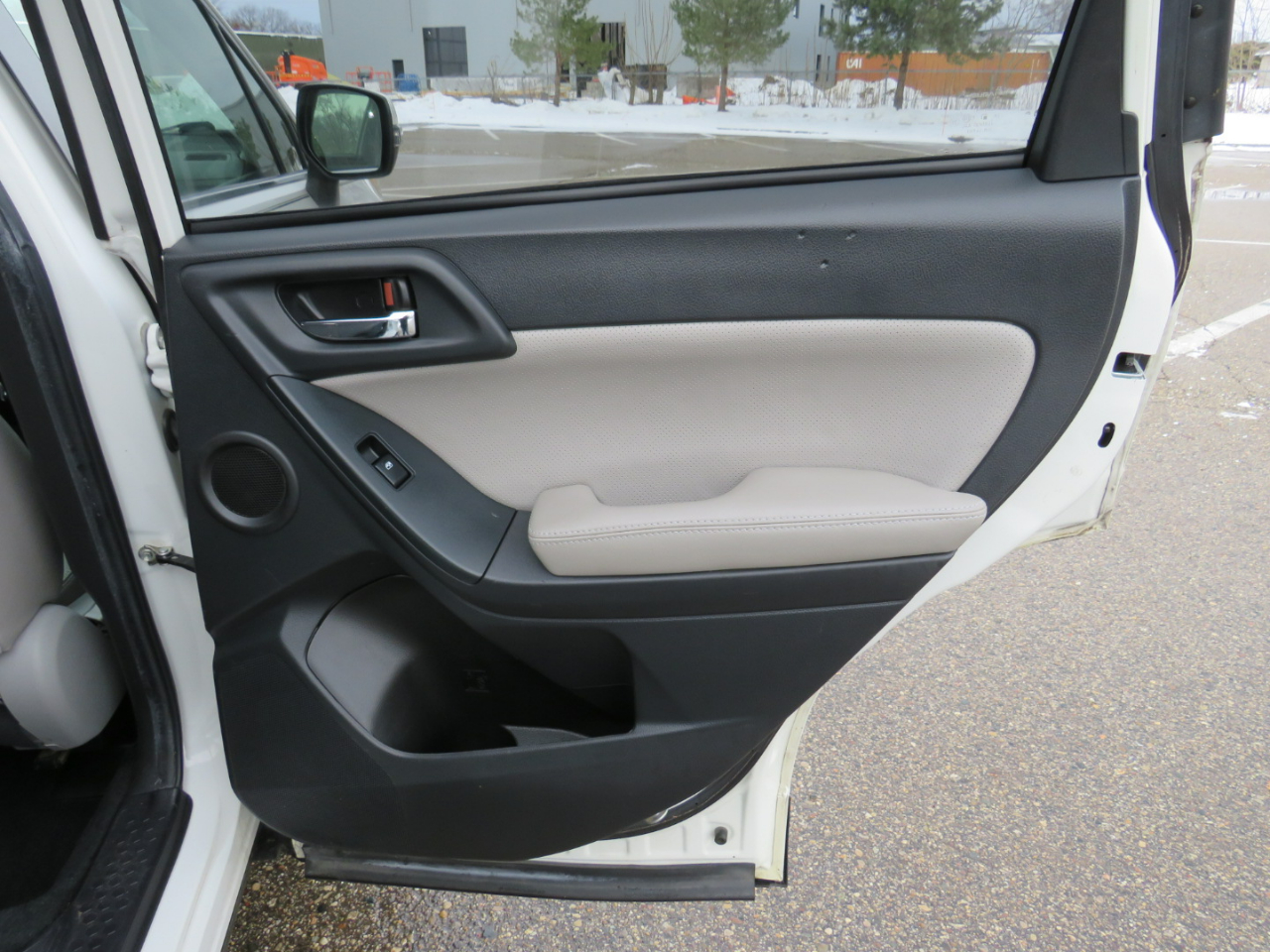 Subaru Forester 2.5i Touring 2014