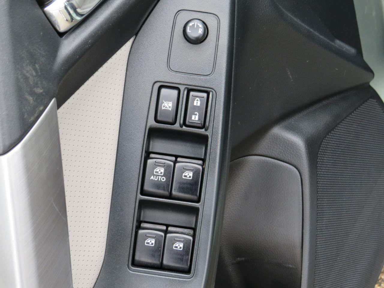 Subaru Forester 2.5i Limited 2015