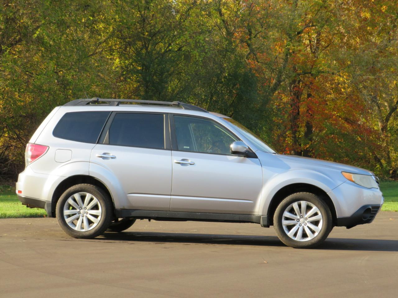 Subaru Forester 2.5X Premium 2013