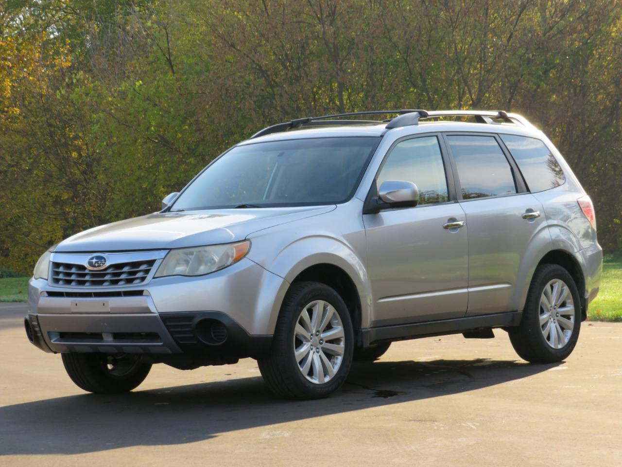 Subaru Forester 2.5X Premium 2013