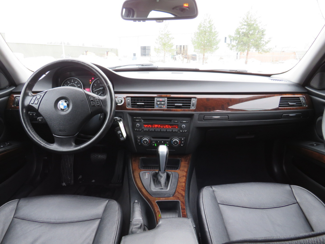 BMW 3-Series 328i xDrive 2011