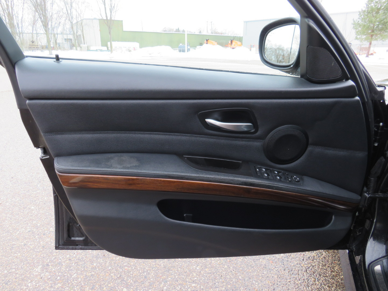 BMW 3-Series 328i xDrive 2011