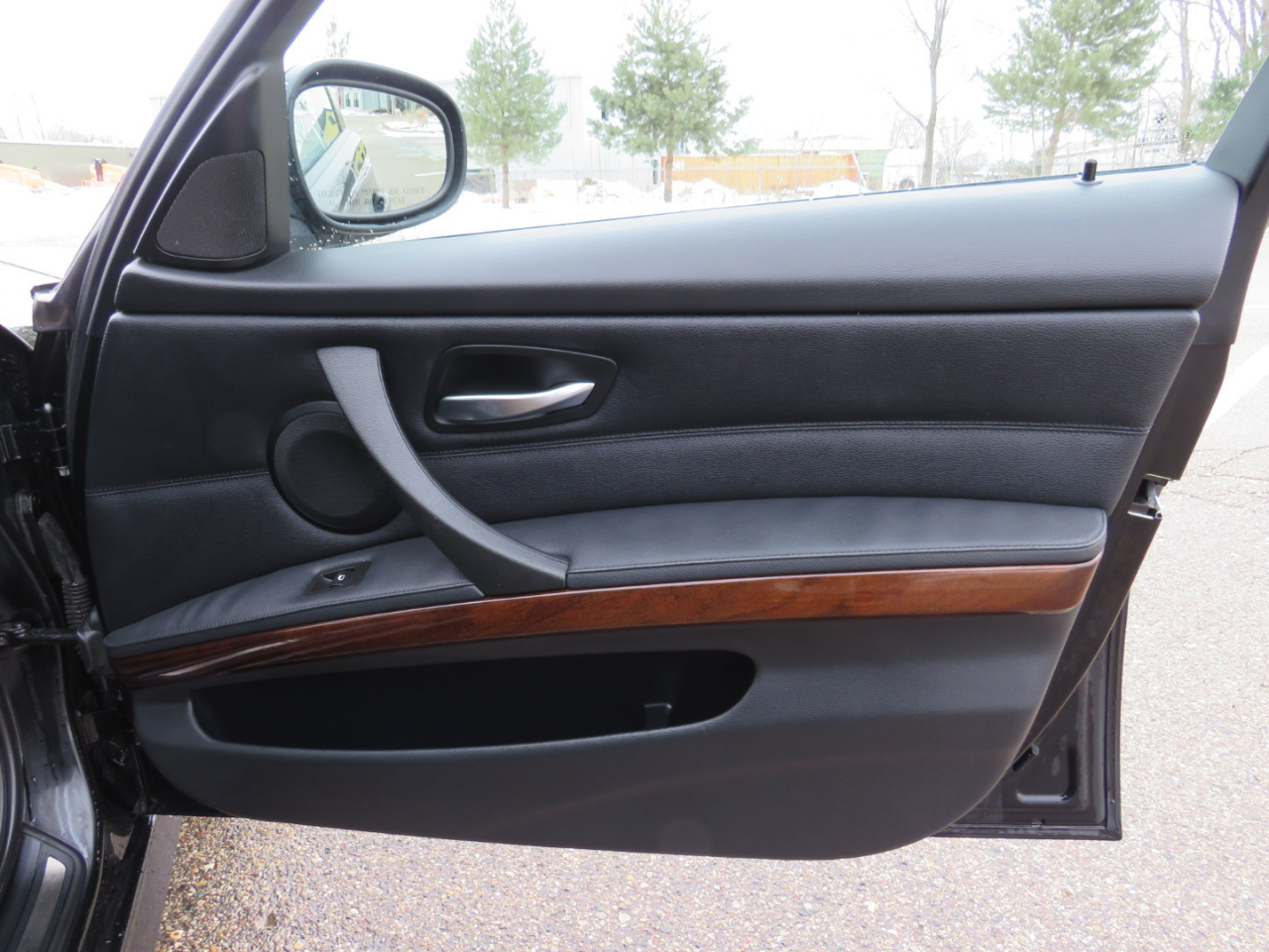 BMW 3-Series 328i xDrive 2011