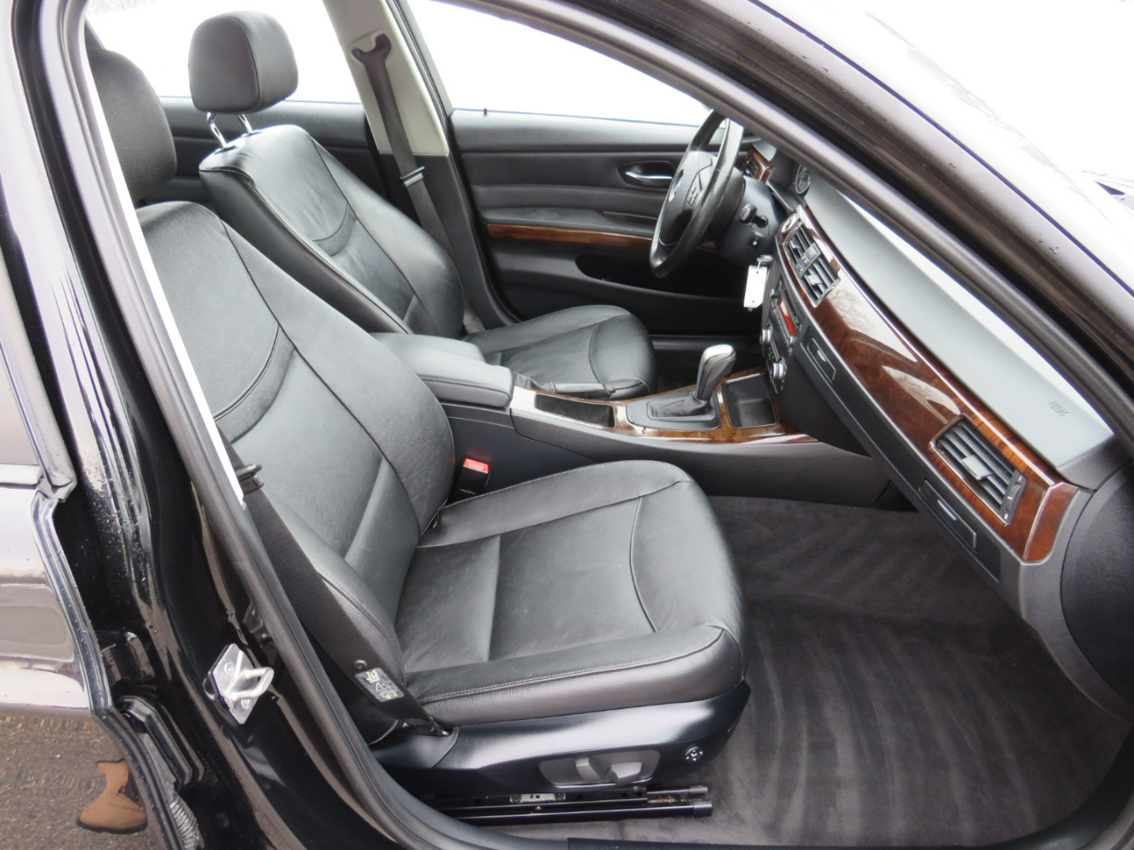 BMW 3-Series 328i xDrive 2011