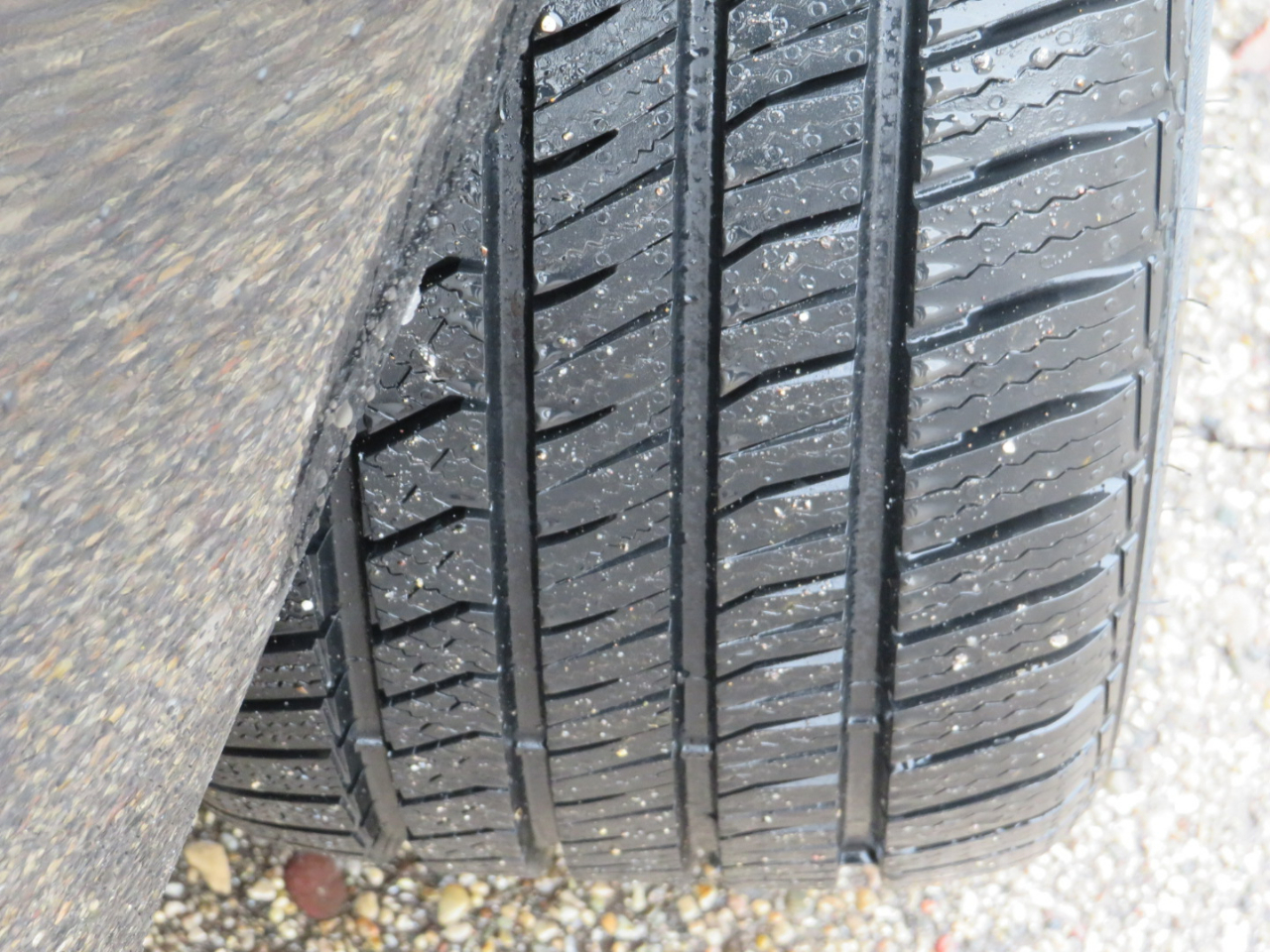 BMW 3-Series 328i xDrive 2011