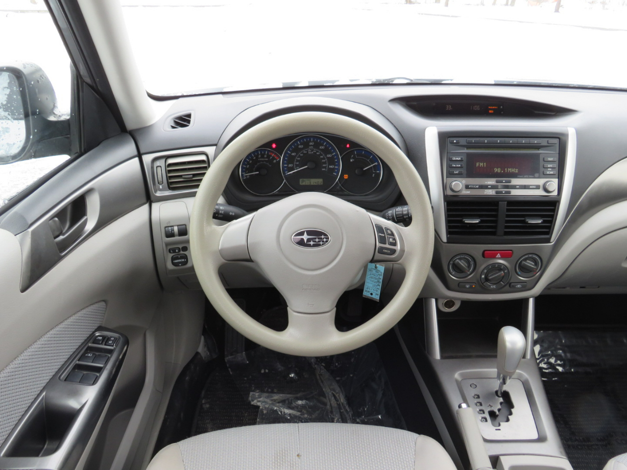 Subaru Forester 2.5X 2011