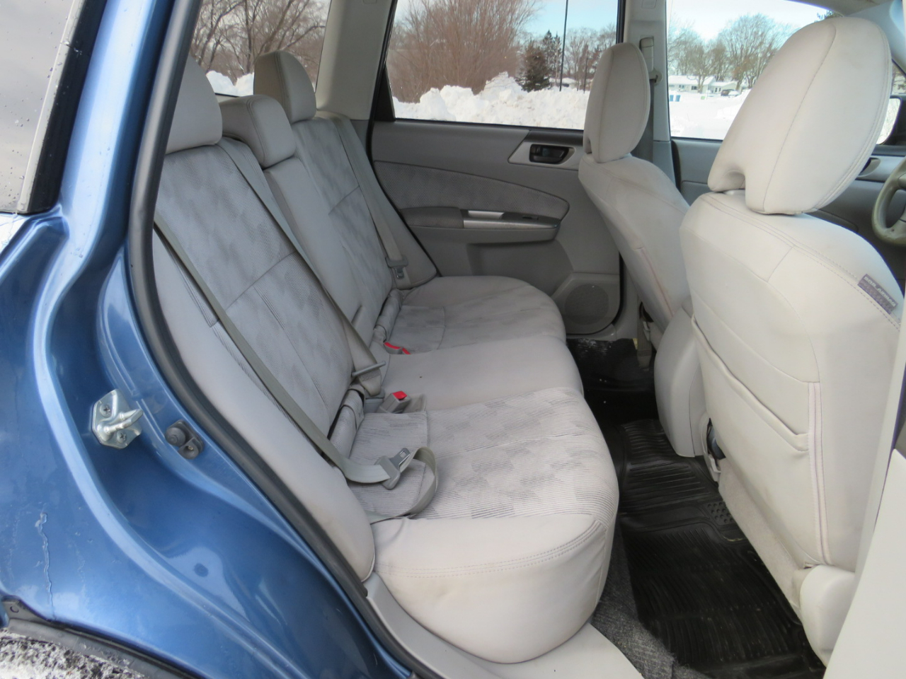 Subaru Forester 2.5X 2010