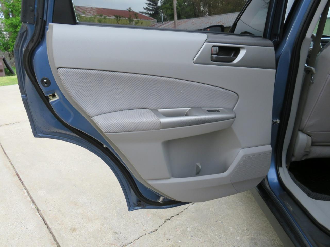 Subaru Forester 2.5X 2010