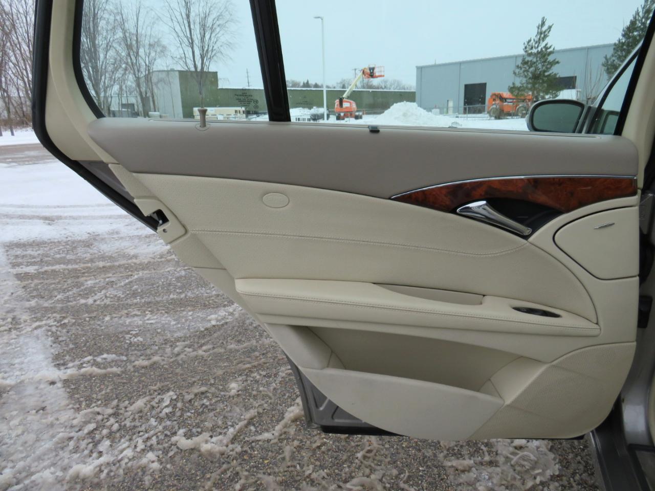 Mercedes-Benz E-Class Wagon E350 2006