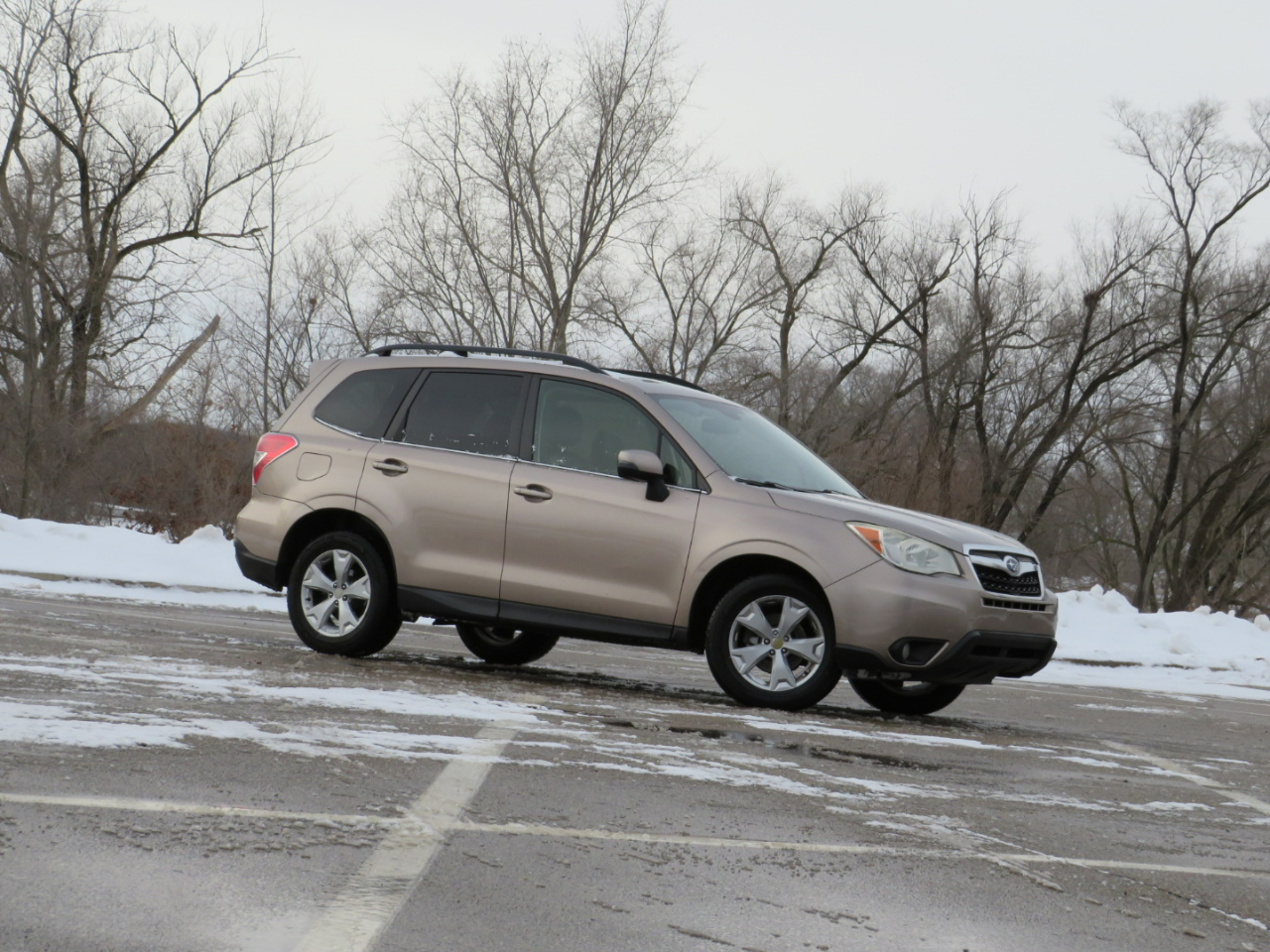 Subaru Forester 2.5i Touring 2014