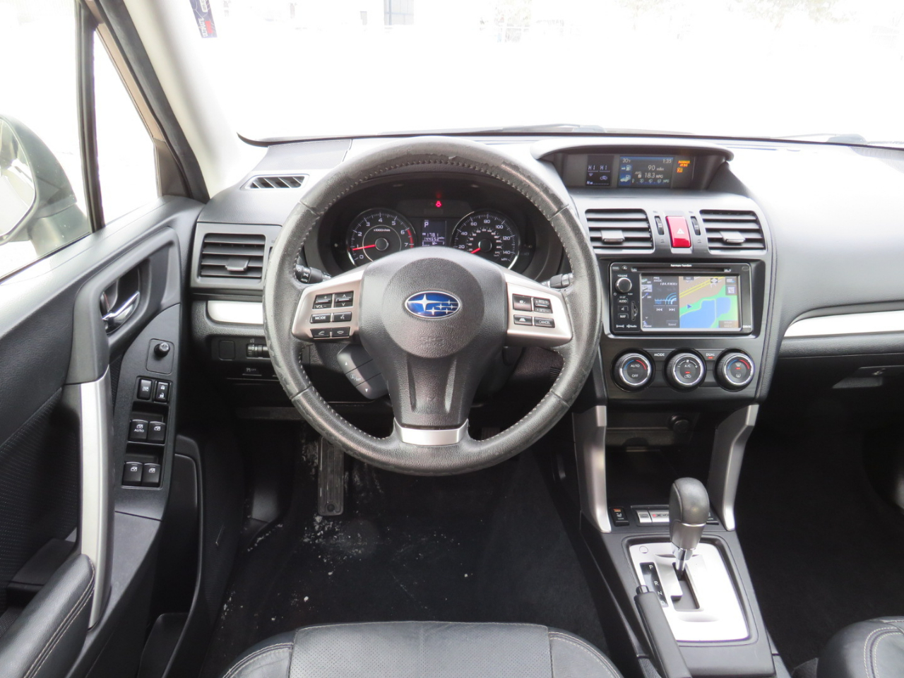 Subaru Forester 2.5i Touring 2014