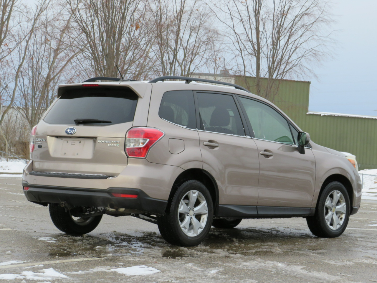 Subaru Forester 2.5i Touring 2014