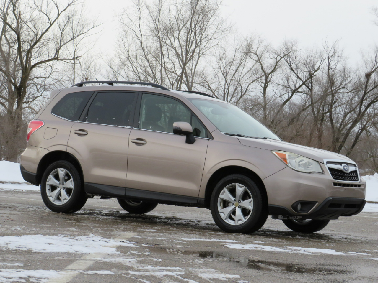 Subaru Forester 2.5i Touring 2014