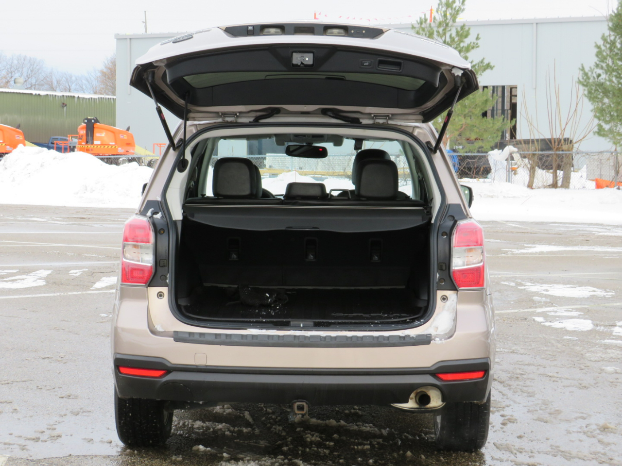 Subaru Forester 2.5i Touring 2014