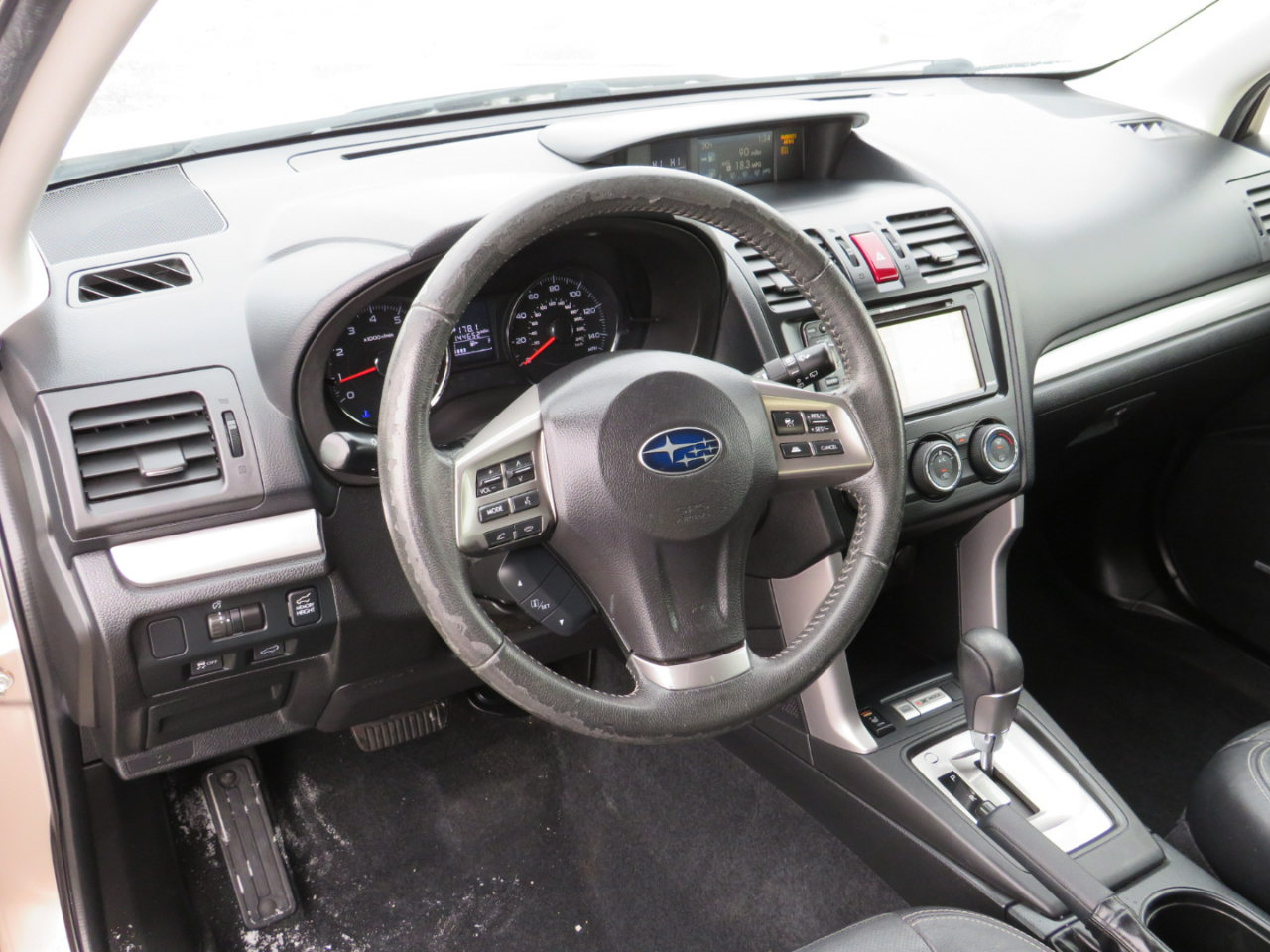 Subaru Forester 2.5i Touring 2014