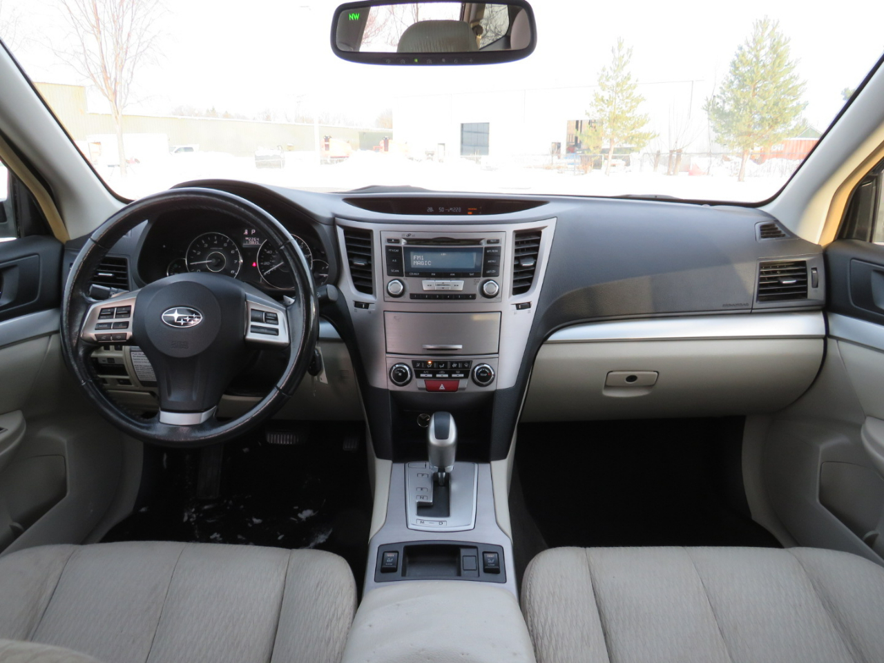 Subaru Outback 2.5i Premium 2012