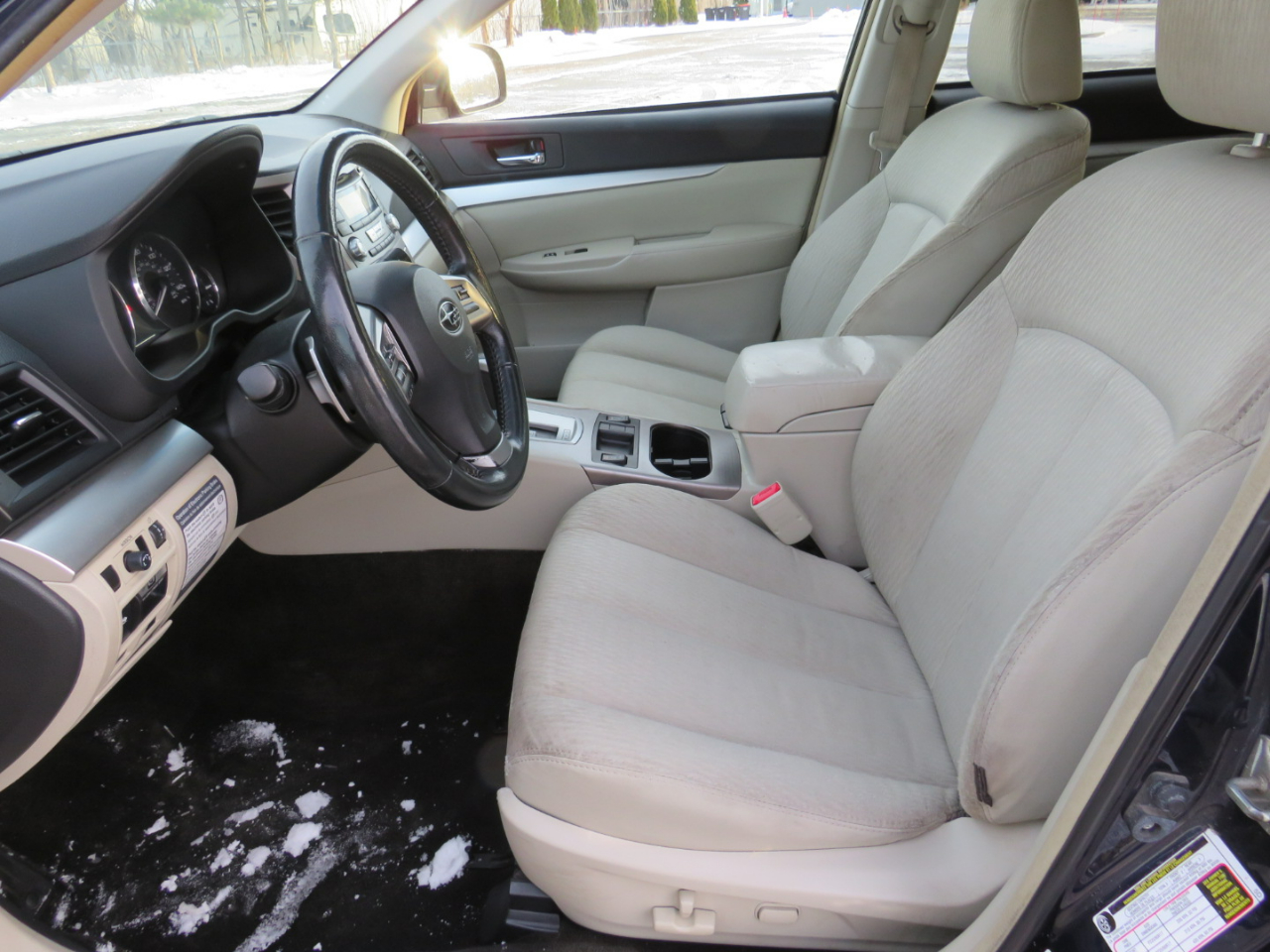 Subaru Outback 2.5i Premium 2012