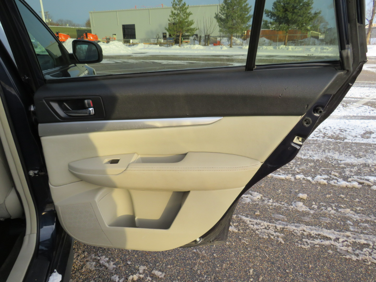 Subaru Outback 2.5i Premium 2012