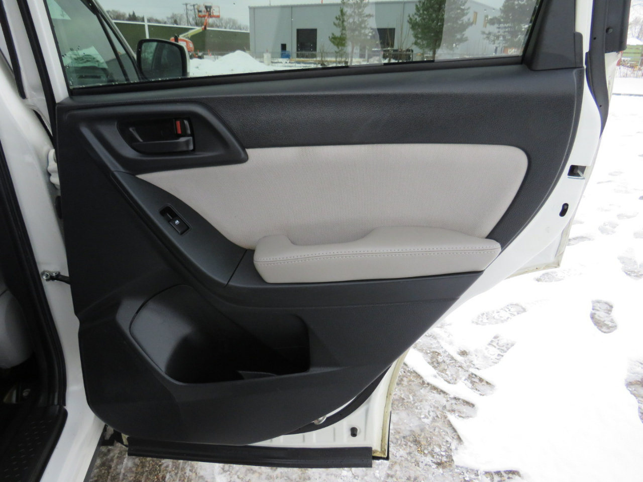 Subaru Forester 2.5i Premium PZEV CVT 2016