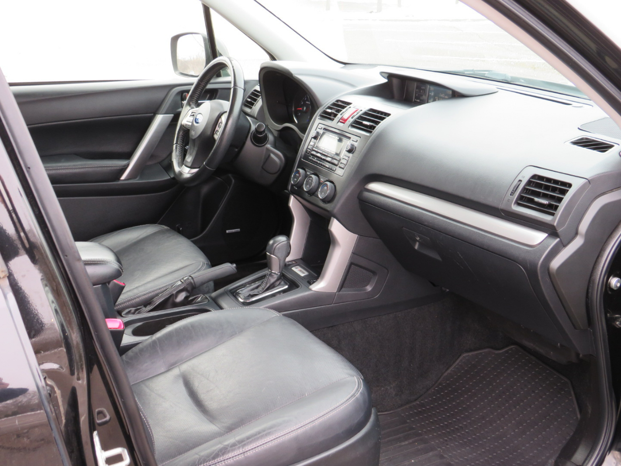 Subaru Forester 2.5i Touring 2015