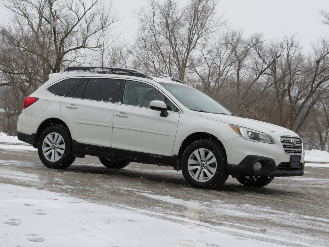 Subaru Outback 2.5i Premium 2015