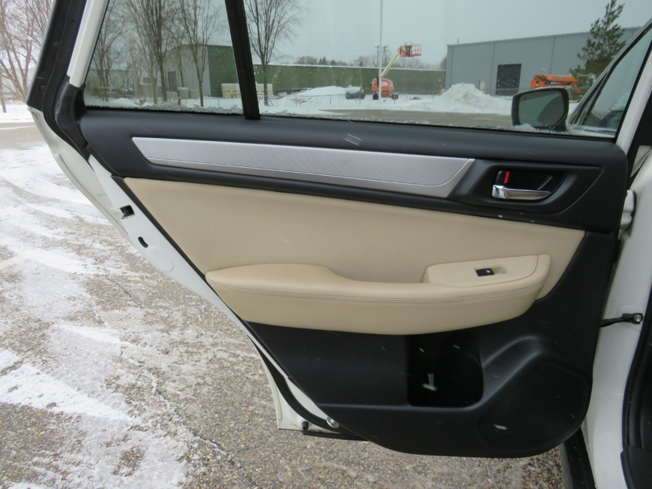 Subaru Outback 2.5i Premium 2015