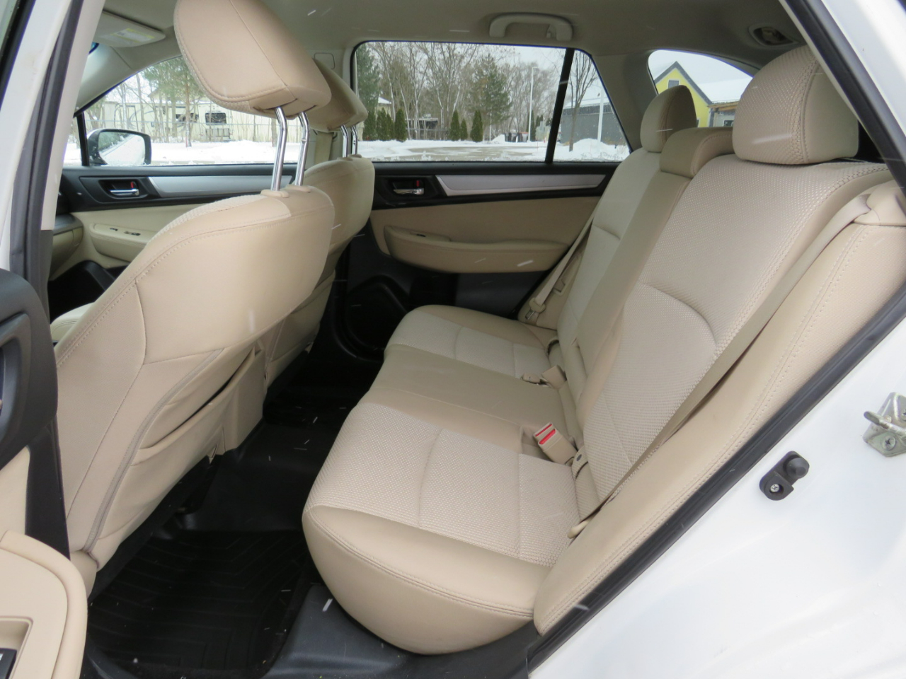 Subaru Outback 2.5i Premium 2015