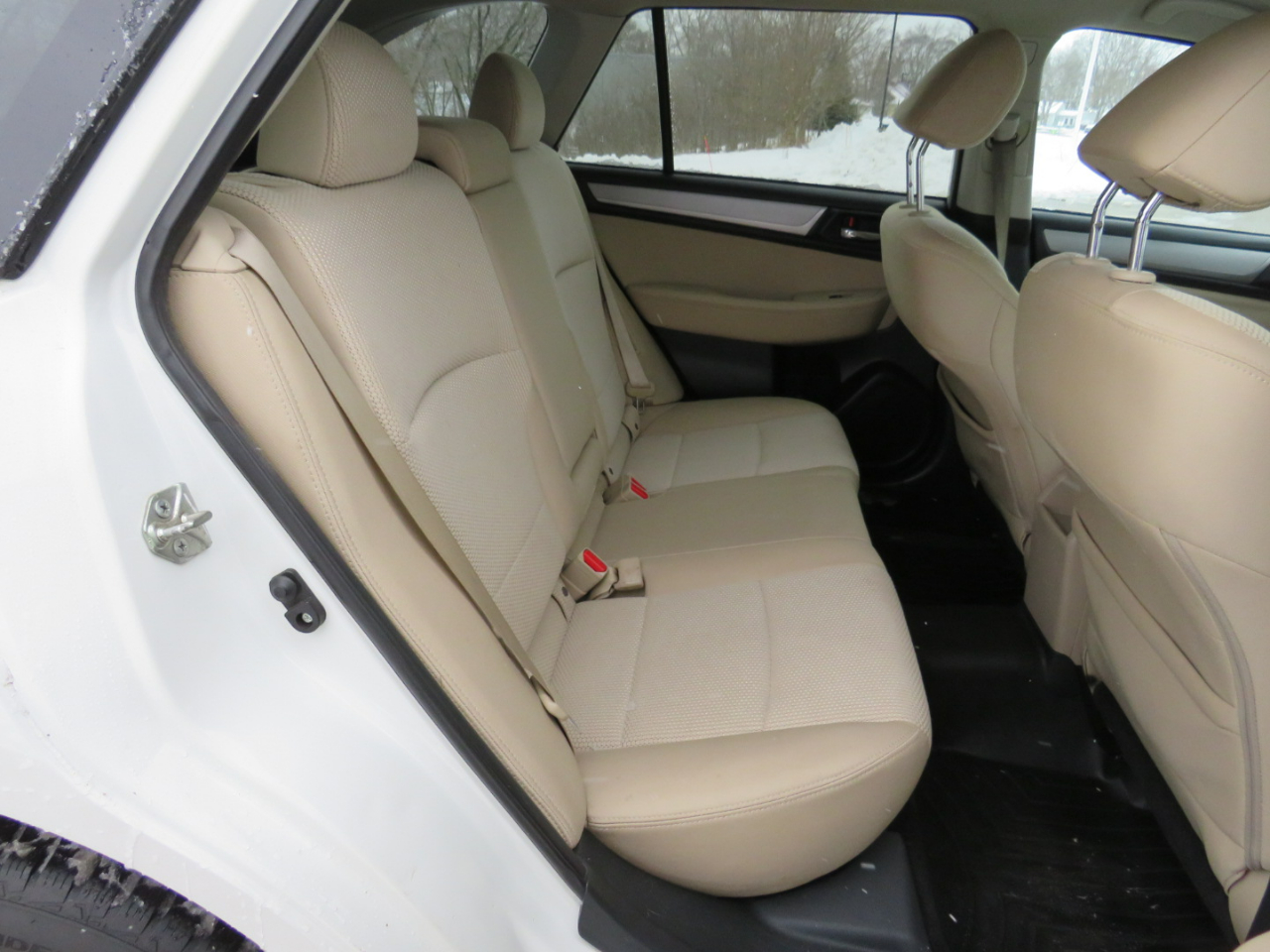 Subaru Outback 2.5i Premium 2015