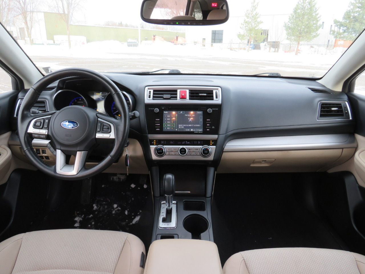 Subaru Outback 2.5i Premium 2015