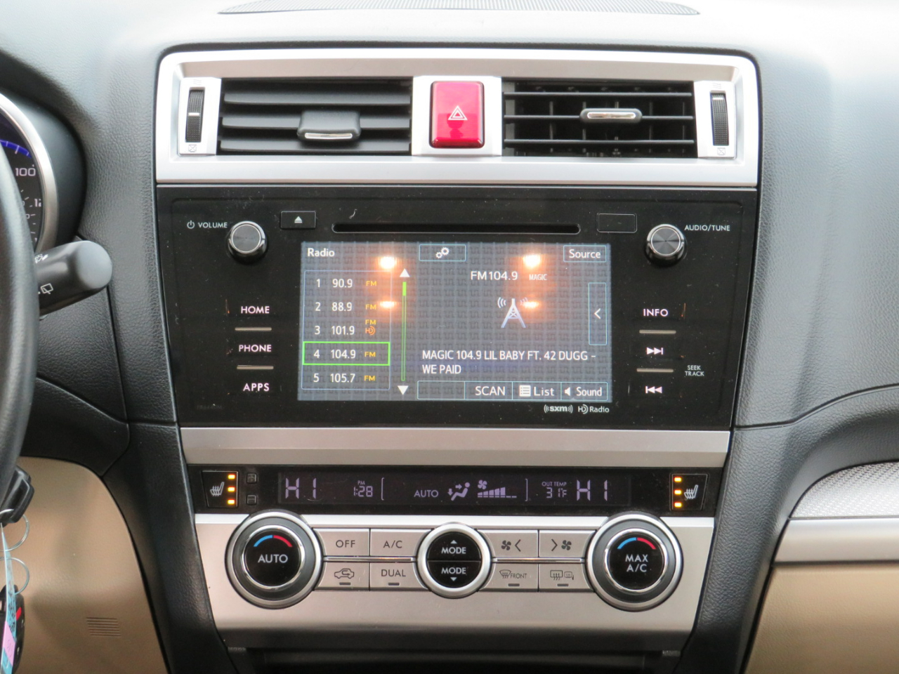 Subaru Outback 2.5i Premium 2015