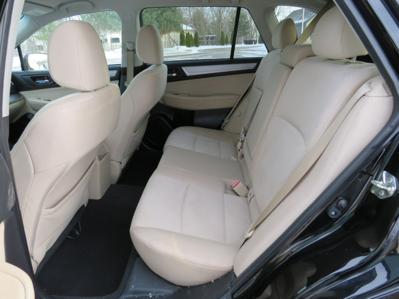 Subaru Outback 2.5i Premium 2015