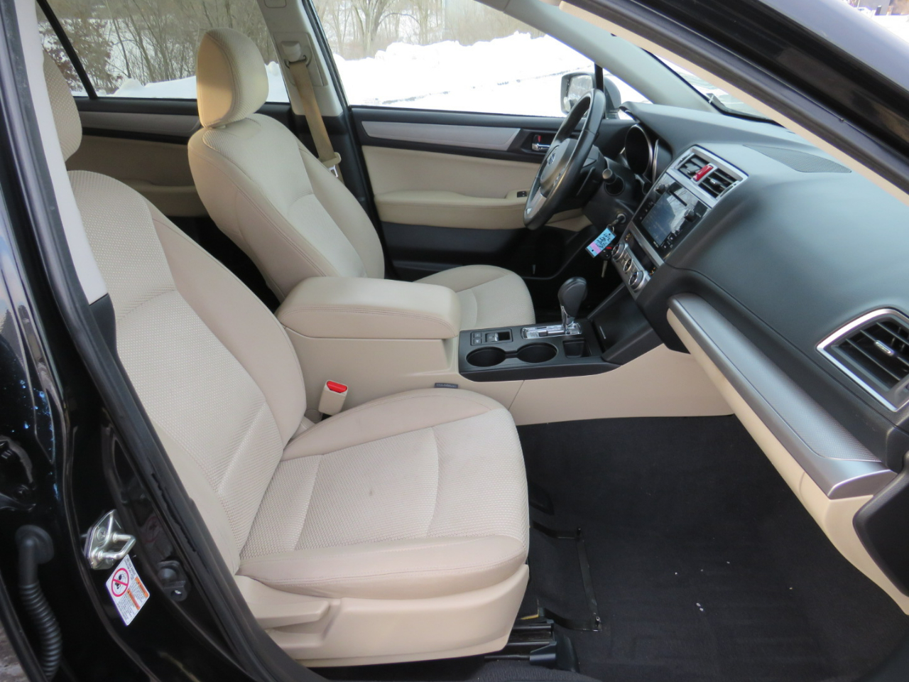 Subaru Outback 2.5i Premium 2015