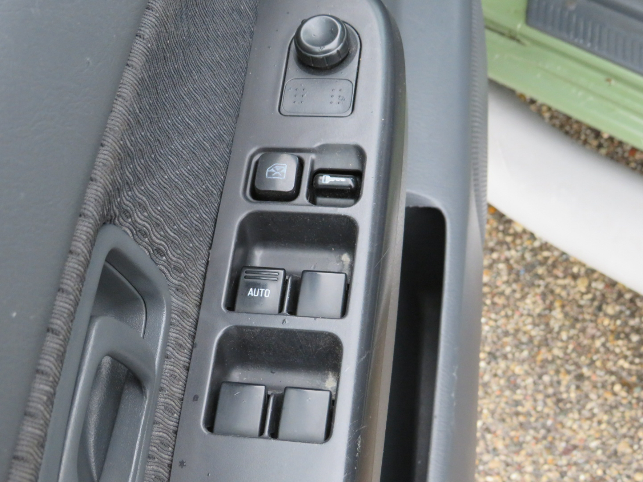 Nissan Xterra XE 4WD 2003