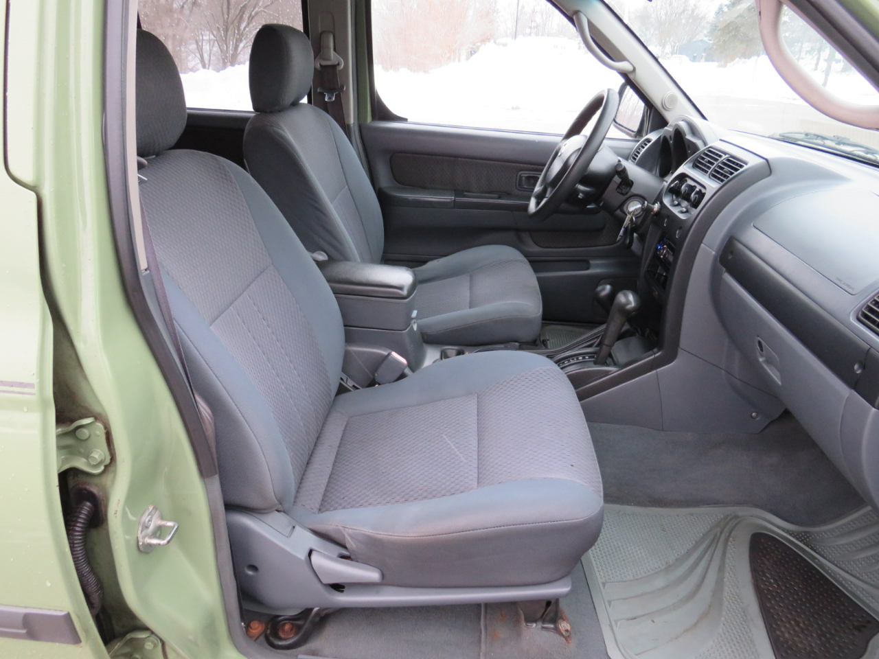 Nissan Xterra XE 4WD 2003