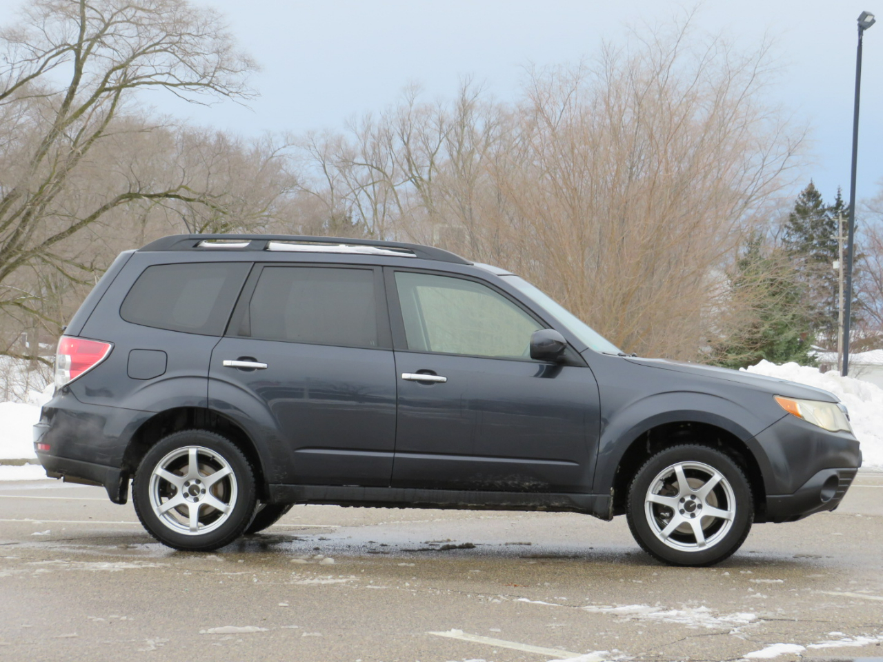 Subaru Forester 2.5X Limited 2012