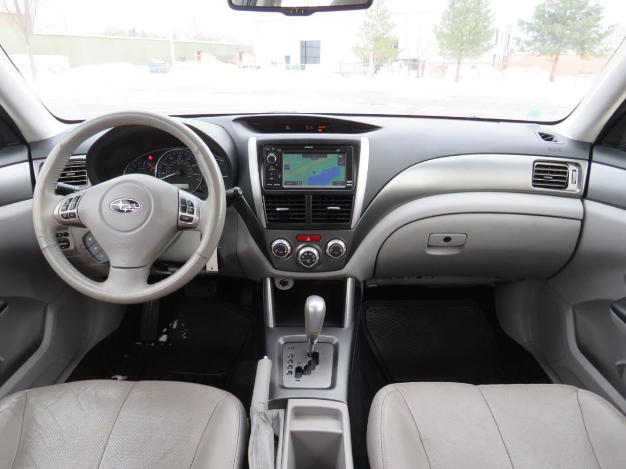 Subaru Forester 2.5X Limited 2012