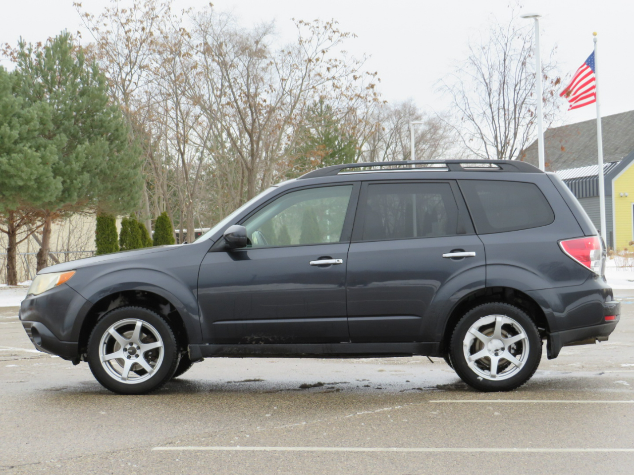 Subaru Forester 2.5X Limited 2012