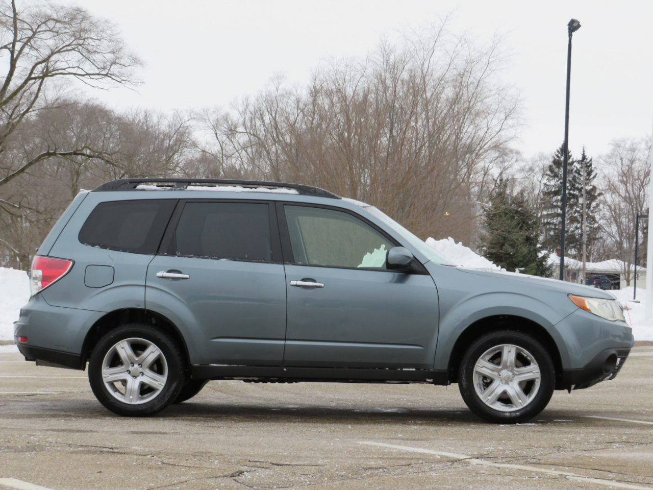Subaru Forester 2.5X Premium 2010