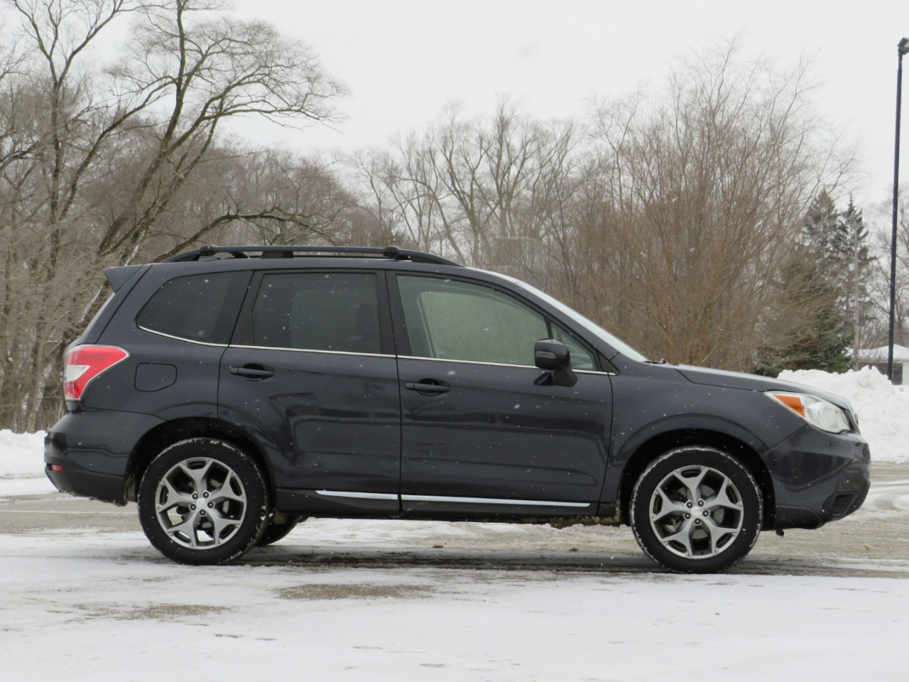Subaru Forester 2.5i Touring 2016