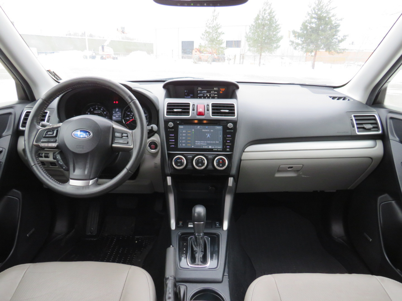 Subaru Forester 2.5i Touring 2016