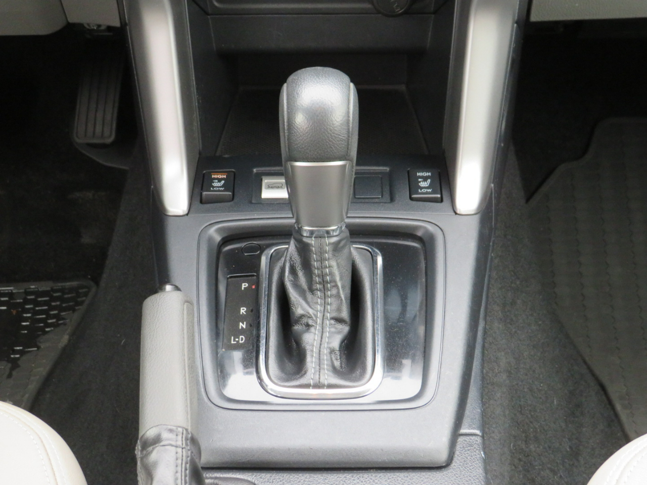 Subaru Forester 2.5i Touring 2016