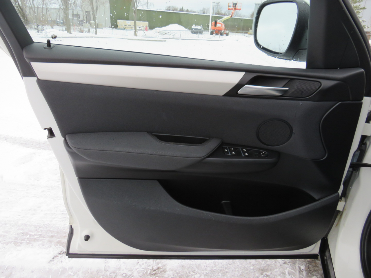 BMW X3 xDrive28i 2011