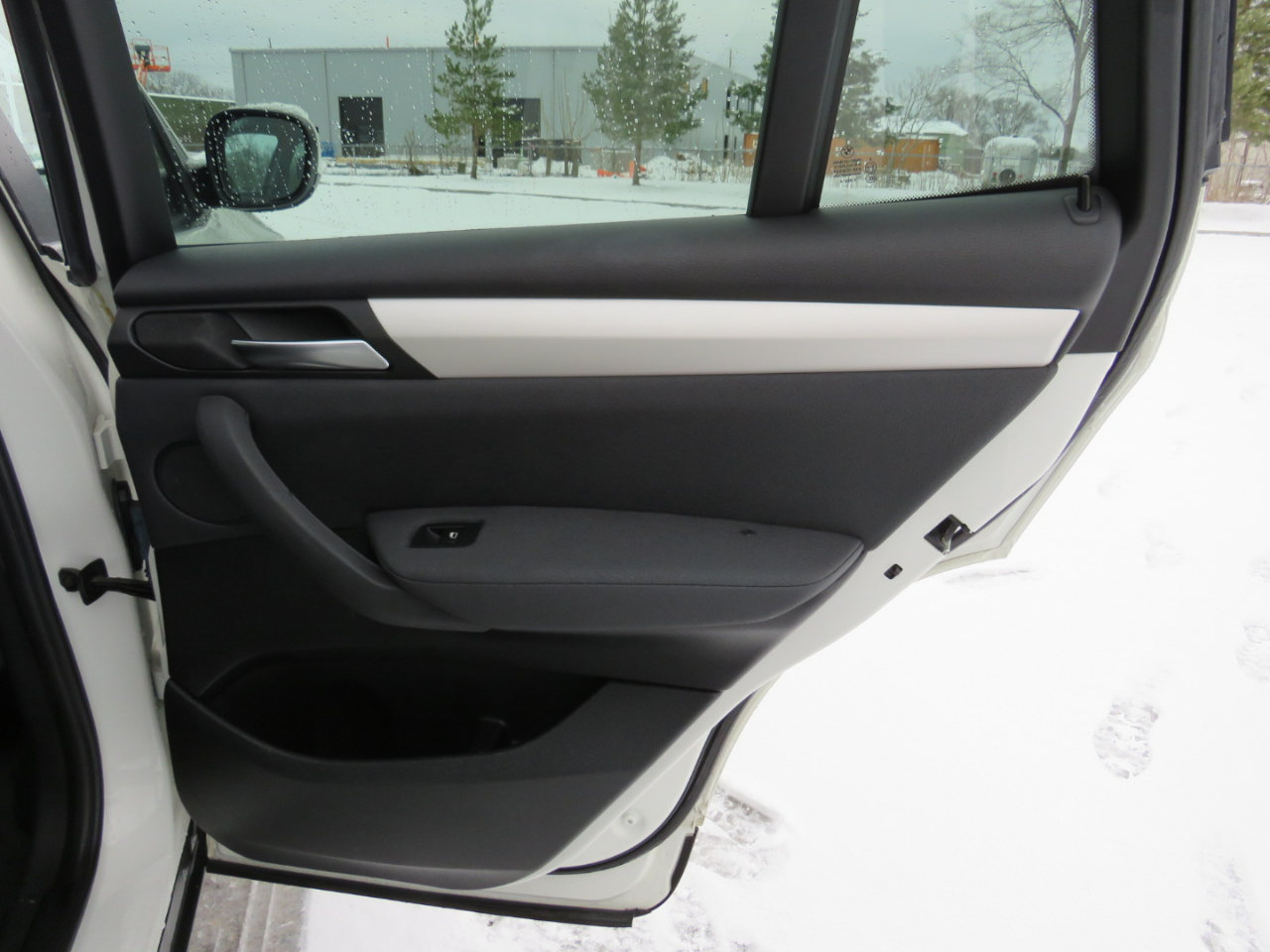 BMW X3 xDrive28i 2011