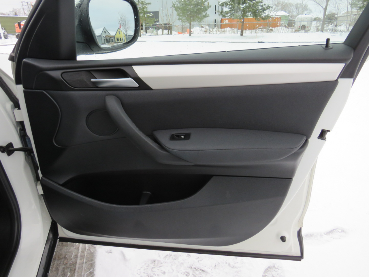 BMW X3 xDrive28i 2011