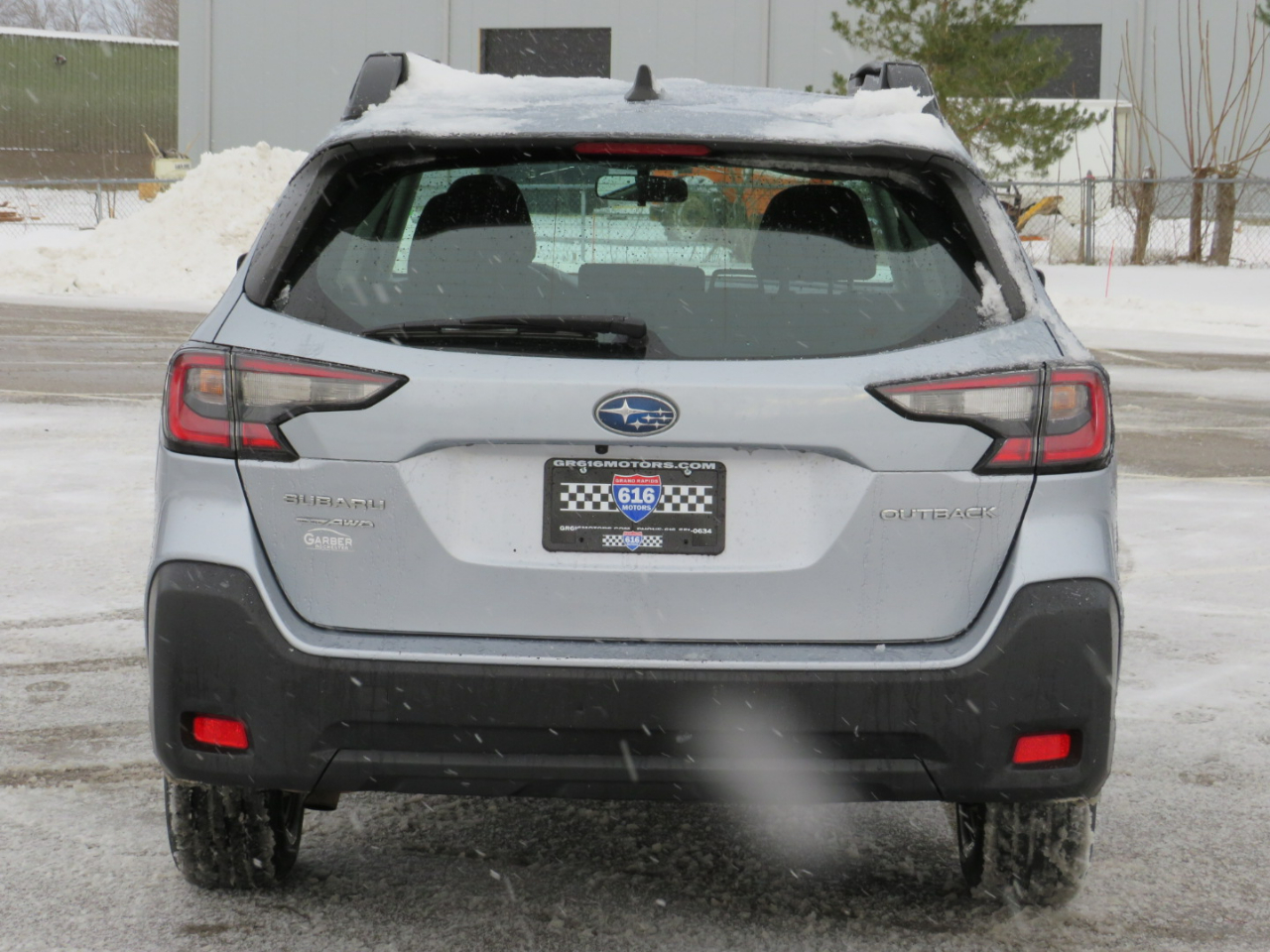 Subaru Outback Base 2023