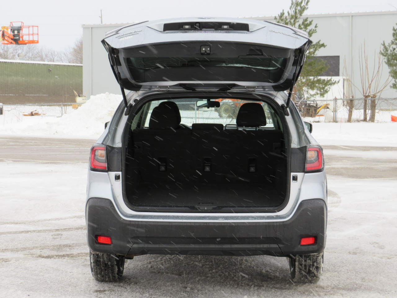 Subaru Outback Base 2023