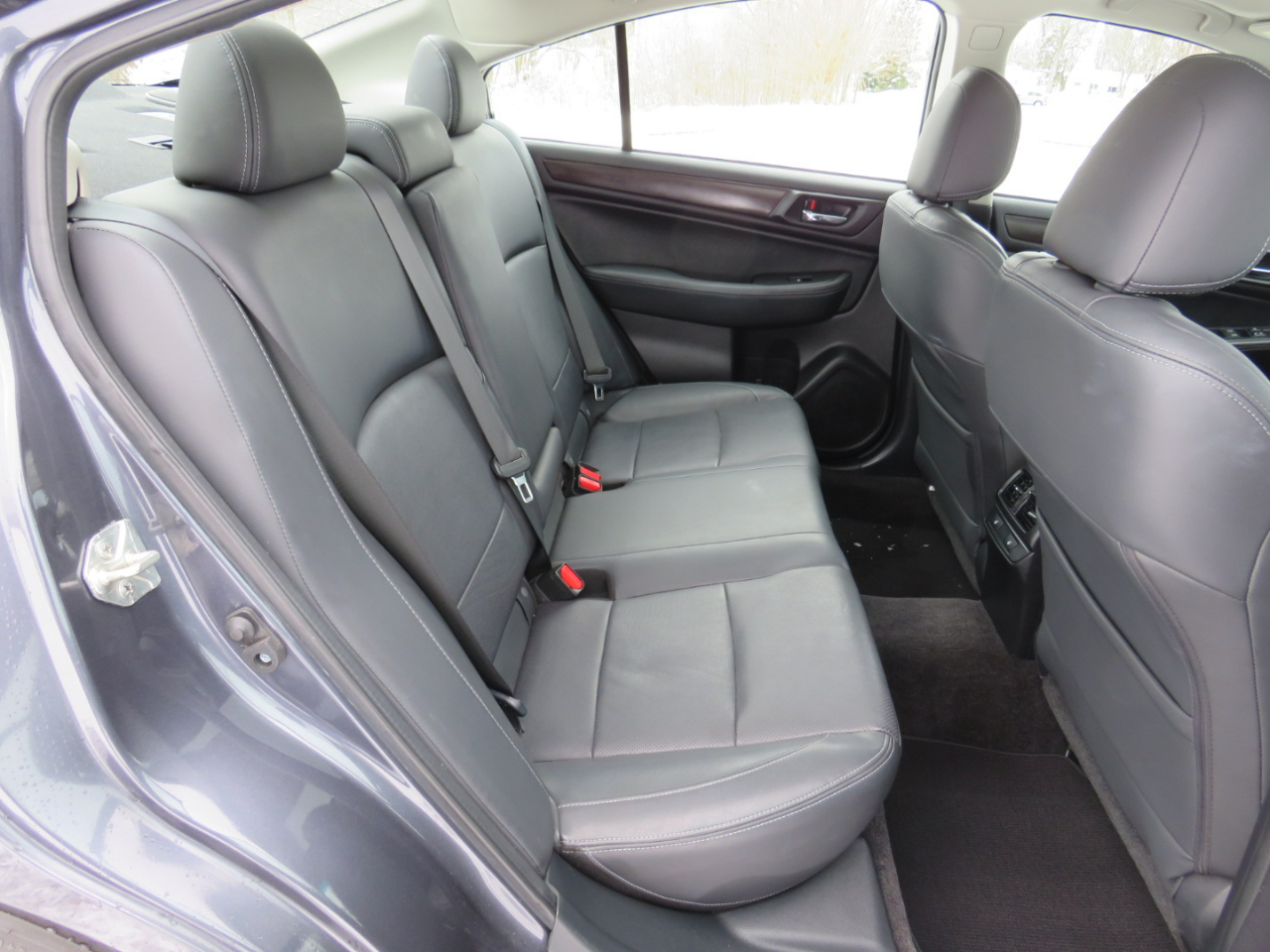 Subaru Legacy 3.6R Limited 2015