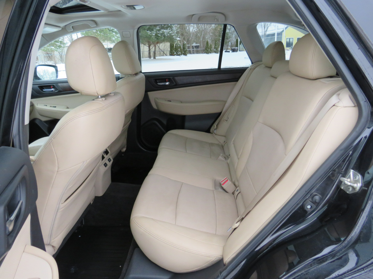 Subaru Outback 2.5i Limited 2015